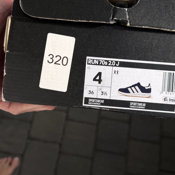 adidas Kids Shoes - Navy and White size 4